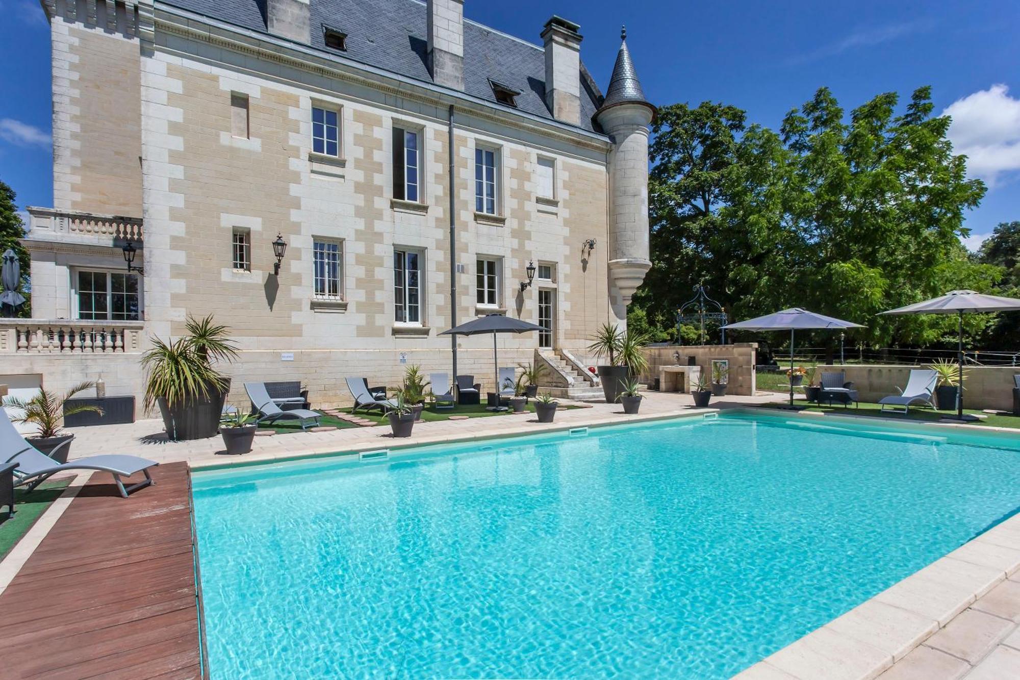 Chateau De Bellevue B&B Et Appartements Avec Piscine Saisonal Chauffee Et Chambres Partout Climatisees Saint-Avit  Εξωτερικό φωτογραφία