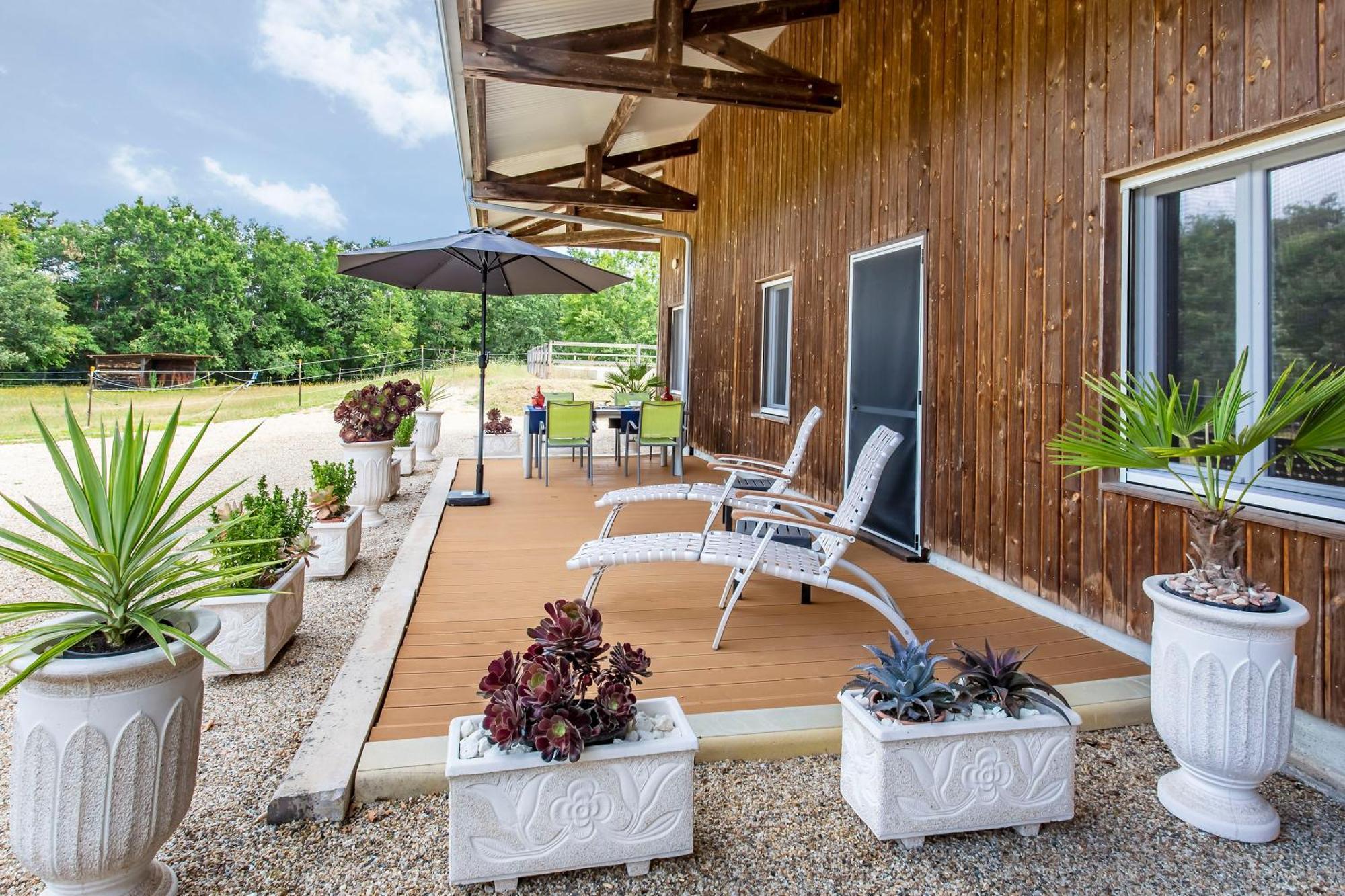 Chateau De Bellevue B&B Et Appartements Avec Piscine Saisonal Chauffee Et Chambres Partout Climatisees Saint-Avit  Δωμάτιο φωτογραφία