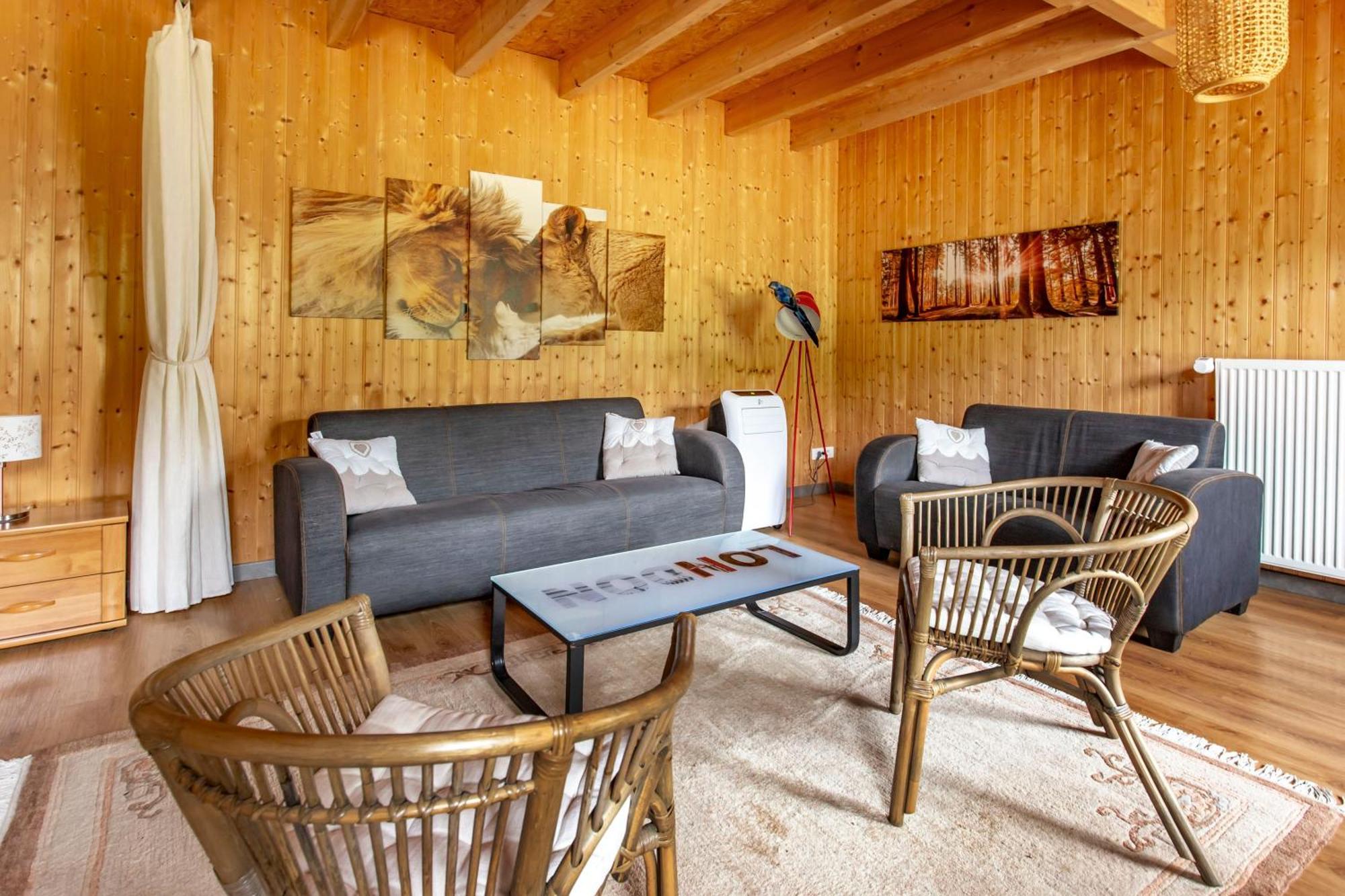 Chateau De Bellevue B&B Et Appartements Avec Piscine Saisonal Chauffee Et Chambres Partout Climatisees Saint-Avit  Εξωτερικό φωτογραφία