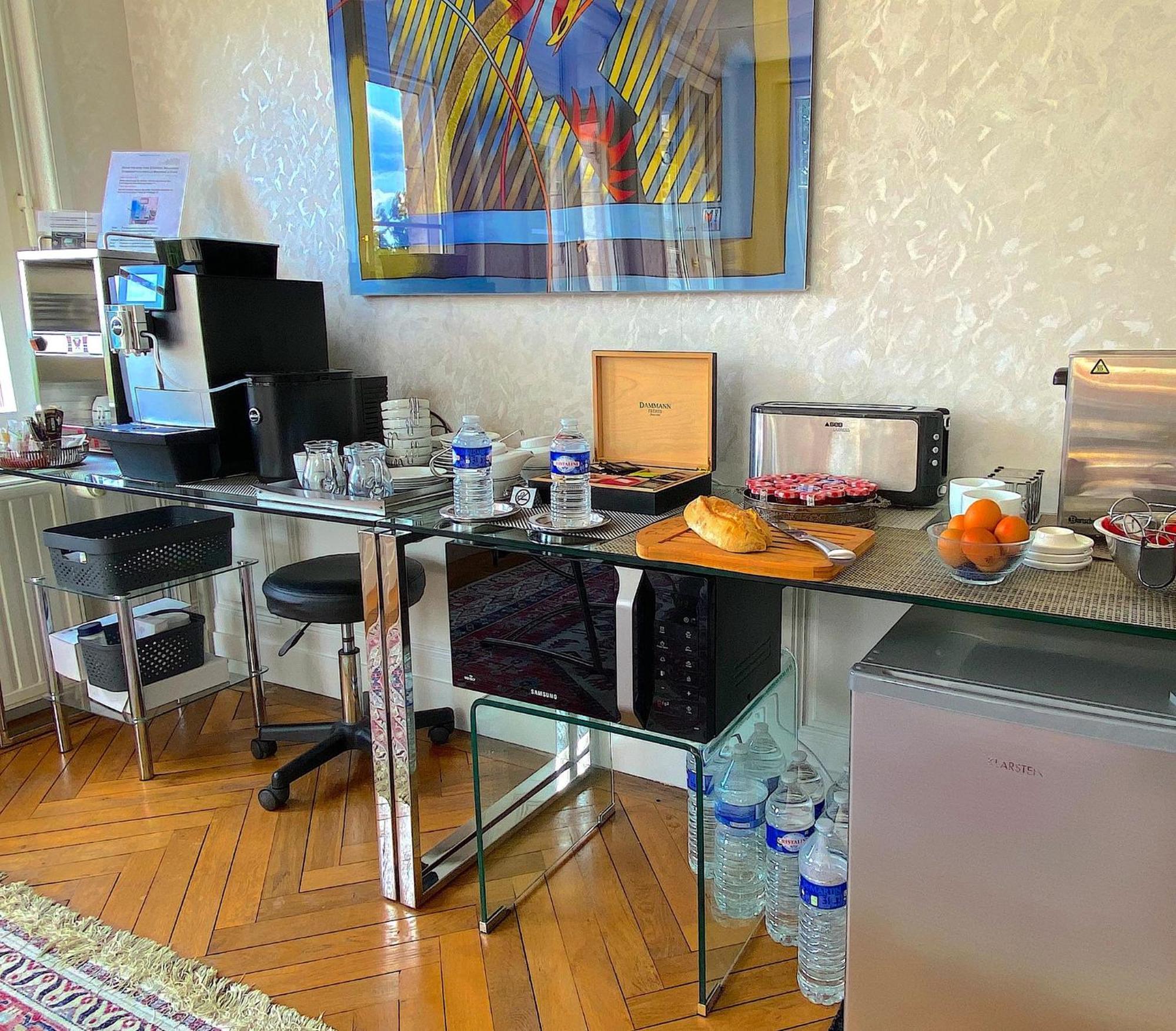 Chateau De Bellevue B&B Et Appartements Avec Piscine Saisonal Chauffee Et Chambres Partout Climatisees Saint-Avit  Δωμάτιο φωτογραφία