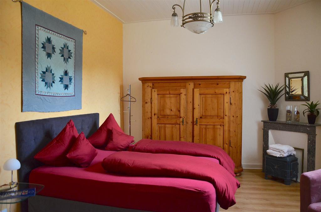 Chateau De Bellevue B&B Et Appartements Avec Piscine Saisonal Chauffee Et Chambres Partout Climatisees Saint-Avit  Εξωτερικό φωτογραφία